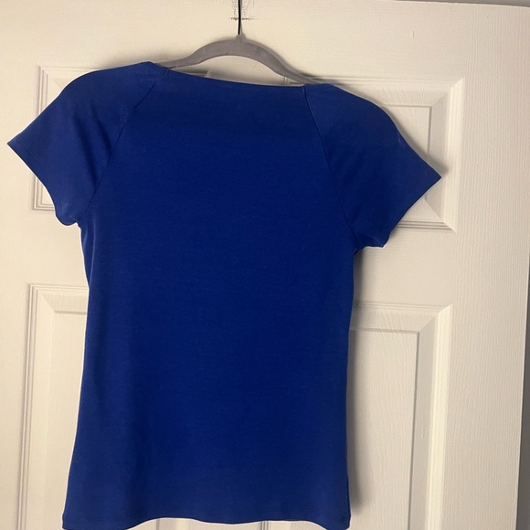Women’s GAP Blue Vneck Modern Tee Small Petite - Picture 2 of 4